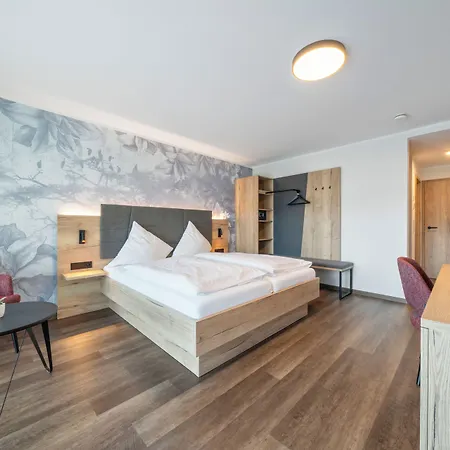 Hotel Koepfers Steinbuck 3*